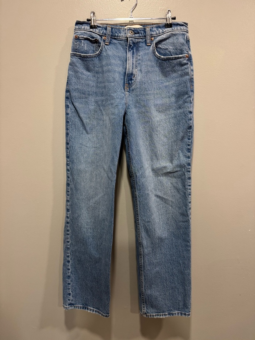 Abercrombie & Fitch High Rise Straight Leg Denim Size 28/6 Long